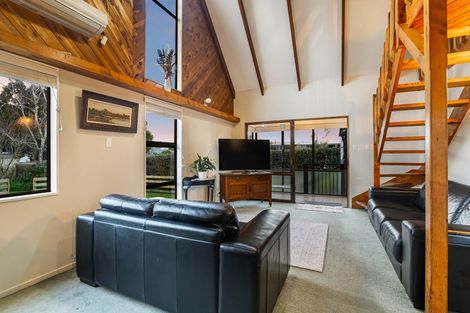 Photo of property in 22 Tapu Road, Huapai, Kumeu, 0810