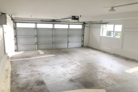 Photo of property in 54 Newhaven Terrace, Mairangi Bay, Auckland, 0630