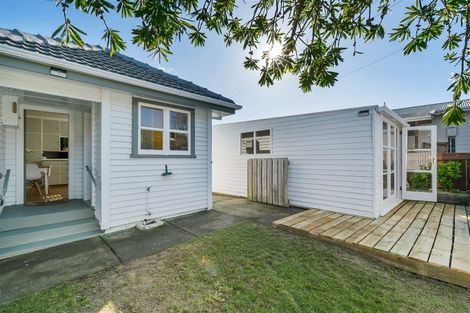 Photo of property in 28 Coates Street, Tawa, Wellington, 5028