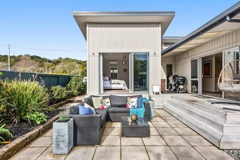 Photo of property in 21 Pempsey Street, Silverstream, Upper Hutt, 5019