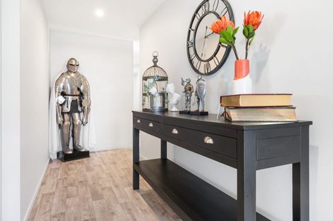 Photo of property in 28 Barewood Grove, West Melton, 7618