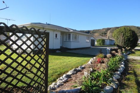 Photo of property in 6 Cavell Street, Reefton, 7830