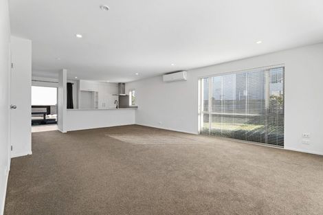 Photo of property in 31 Aviation Street, Takanini, 2112