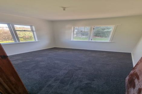 Photo of property in 34 Tiroroa Avenue, Te Atatu South, Auckland, 0610