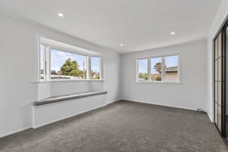 Photo of property in 5 Blease Street, New Lynn, Auckland, 0600