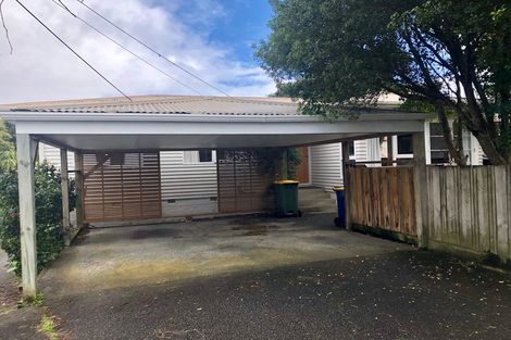 Photo of property in 2/41 Selwyn Crescent, Forrest Hill, Auckland, 0620