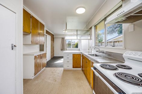 Photo of property in 11 Blanes Road, Weymouth, Auckland, 2103