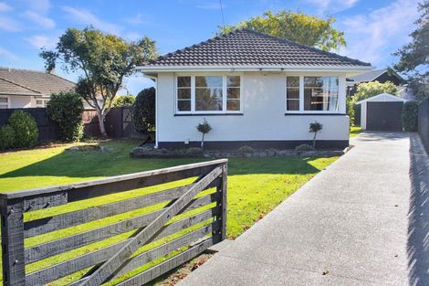 Photo of property in 53 Hudson Street, Bryndwr, Christchurch, 8053