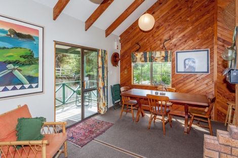 Photo of property in 1 Tutaritari Road, Hahei, Whitianga, 3591