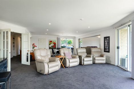 Photo of property in 8 Ranui Street, Waikawa, Picton, 7220