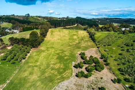 Photo of property in 56 Onetangi Road, Waiheke Island, 1971