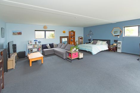Photo of property in 62 Stanmore Bay Road, Stanmore Bay, Whangaparaoa, 0932