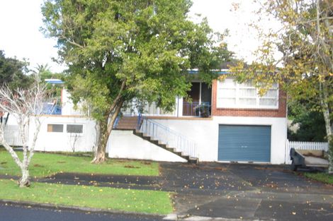 Photo of property in 7 Frank Place, Hillpark, Auckland, 2102