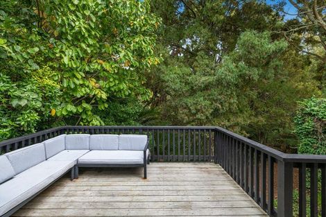 Photo of property in 7 Emery Grove, Bayview, Auckland, 0629