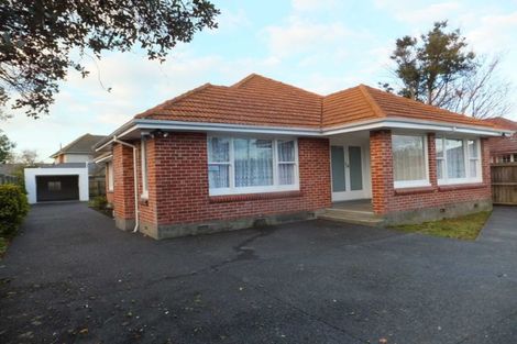 Photo of property in 120 Hamilton Avenue, Ilam, Christchurch, 8041