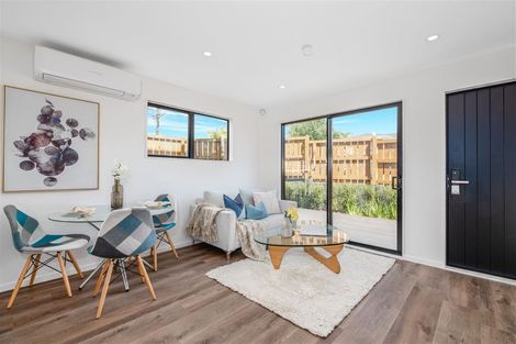 Photo of property in 40b Royal View Road, Te Atatu South, Auckland, 0610