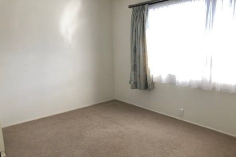 Photo of property in 10/177 Onewa Road, Birkenhead, Auckland, 0626