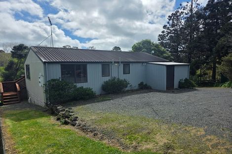 Photo of property in 315 Muriwai Road, Waimauku, 0881