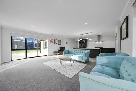 Photo of property in 34 Calder Crescent, Pokeno, 2402