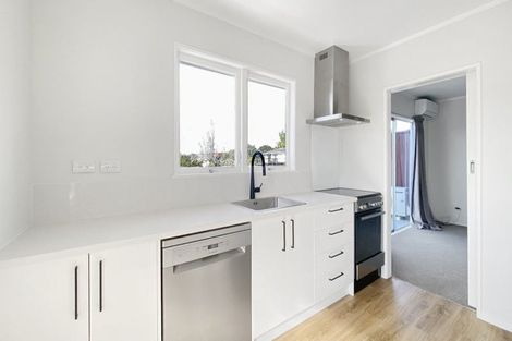 Photo of property in 2/60 Gowing Drive, Meadowbank, Auckland, 1072