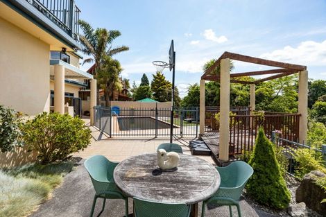 Photo of property in 10 Grassy Downs Place, St Andrews, Hamilton, 3200