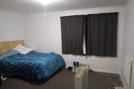 Photo of property in 1/10 Mckelvey Place, Tawa, Wellington, 5028