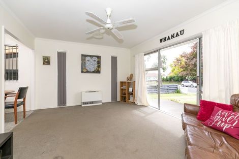 Photo of property in 22 Oakfield Crescent, Pukete, Hamilton, 3200