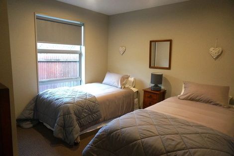 Photo of property in 73 Beach Road, North New Brighton, Christchurch, 8083