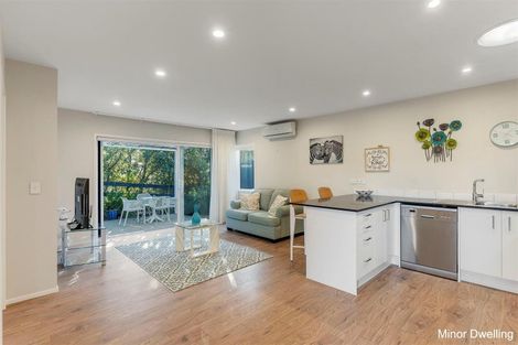 Photo of property in 6 Fruitlands Road, Kumeu, 0810