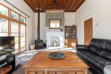 Photo of property in 3 Hooker Avenue, Hospital Hill, Napier, 4110