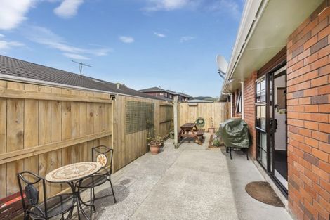 Photo of property in 108 Oxford Street, Tawa, Wellington, 5028