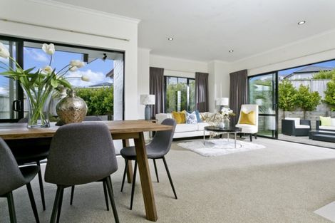 Photo of property in 5 Skipjack Pass, Silverdale, 0932