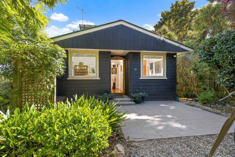 Photo of property in 5 Kanuka Road, Sandspit, Warkworth, 0982