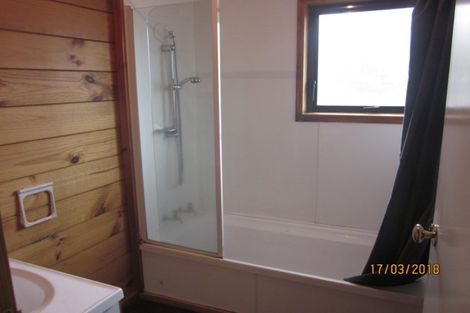 Photo of property in 1/19 Woodside Road, Massey, Auckland, 0614