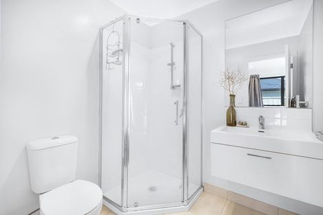 Photo of property in 2/23 Montgomery Crescent, Bader, Hamilton, 3206