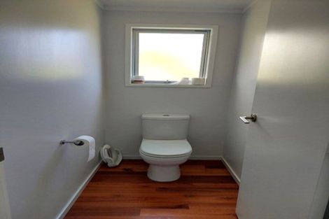 Photo of property in 104 Victoria Avenue, Waiuku, 2123