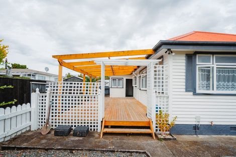 Photo of property in 27 Stanley Street, Levin, 5510