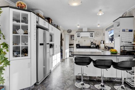 Photo of property in 20 Hira Street, Ohawe, Hawera, 4671