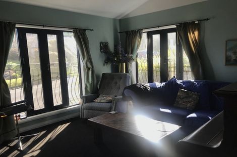 Photo of property in 93 Omokoroa Road, Omokoroa, 3114