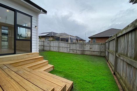 Photo of property in 4 Millfield Lane, Papakura, 2110