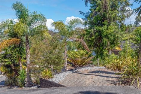 Photo of property in 1/5 Phillipa Place, Browns Bay, Auckland, 0630