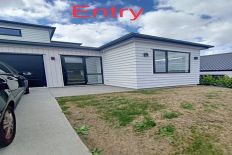 Photo of property in 18 Vintry Drive, Huapai, Kumeu, 0810