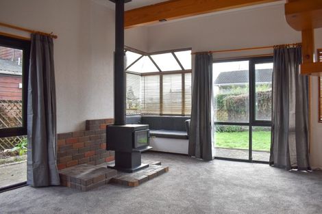 Photo of property in 12 Ohaupo Road, Hamilton Lake, Hamilton, 3204