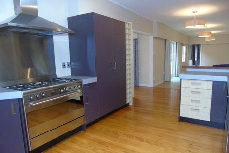 Photo of property in 72a Heretaunga Square, Silverstream, Upper Hutt, 5019