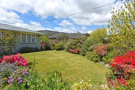 Photo of property in 163 George Street, Stokes Valley, Lower Hutt, 5019
