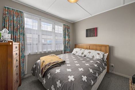 Photo of property in Heretaunga Flats, 4/652 Fergusson Drive, Trentham, Upper Hutt, 5018