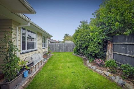 Photo of property in 187h High Street, Oxford, 7430