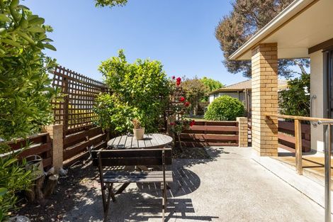 Photo of property in 1/2 Bill Ashcroft Grove, Havelock North, 4130