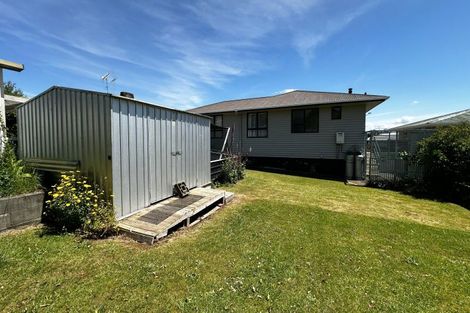 Photo of property in 17 Philip Street, Tokoroa, 3420