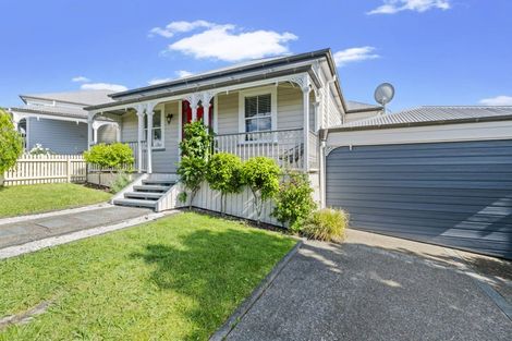 Photo of property in 2/6 Georgia Terrace, Albany, Auckland, 0632